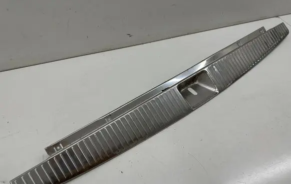 Mercedes-Benz E W212 Trunk/boot sill cover protection A2126900027