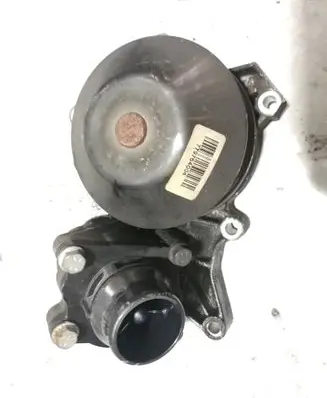 BMW 5 E60 E61 Water pump 7797640