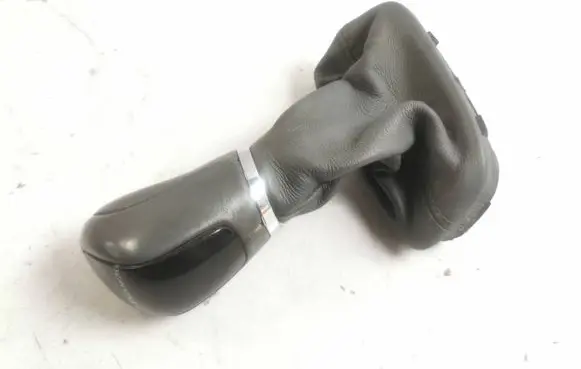 Mercedes-Benz C W203 Gear lever shifter trim leather/knob A2032674810