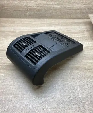 Volkswagen PASSAT B6 Rear air vent grill 3C0863615