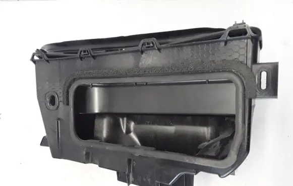 Volvo S90, V90 Air intake duct part 31651305