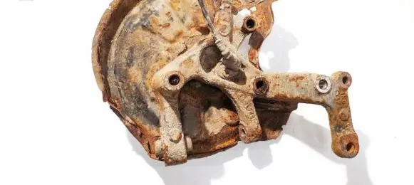 Rear wheel hub