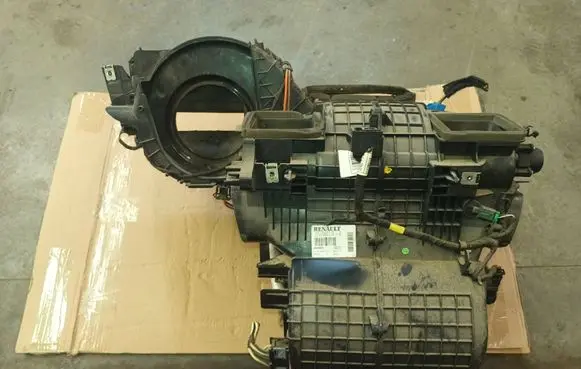 Renault Master III Interior heater climate box assembly 272700034R