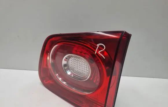 Volkswagen Tiguan Tailgate rear/tail lights 5N0945094C 009692045425