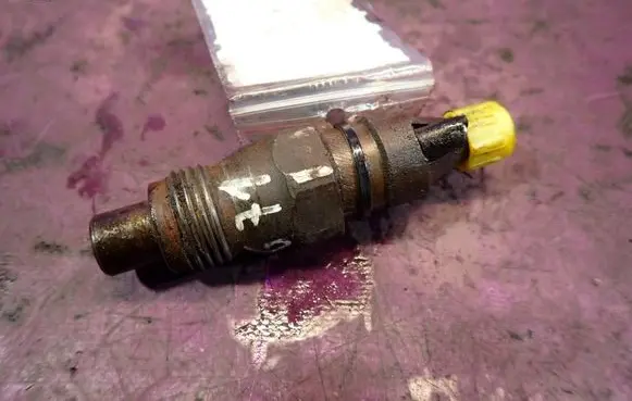 Fiat Scudo Fuel injector KCA17S42