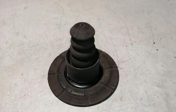 Mercedes-Benz Vito Viano W447 Rear coil spring rubber mount A4473240006