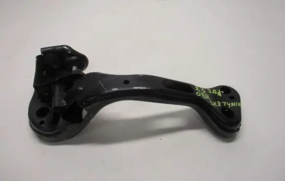 BMW X3 E83 Gearbox mounting bracket