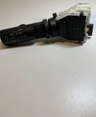 Nissan Qashqai Indicator stalk 14425