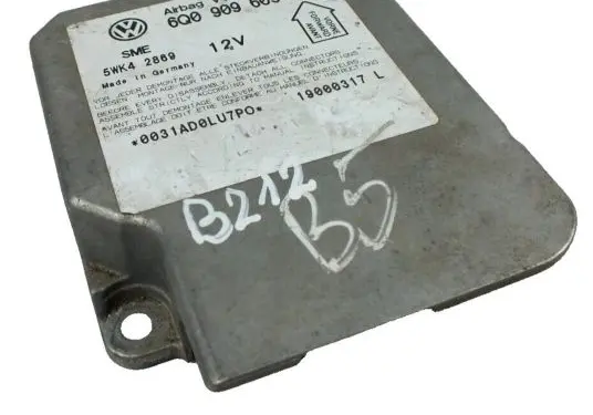 Volkswagen PASSAT B7 Airbag control unit/module 6Q0909605B 19000317L 5WK42869