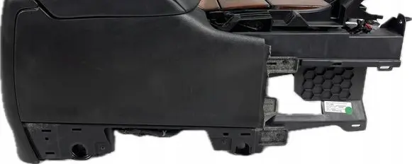 Cadillac Escalade IV Center console 23468727