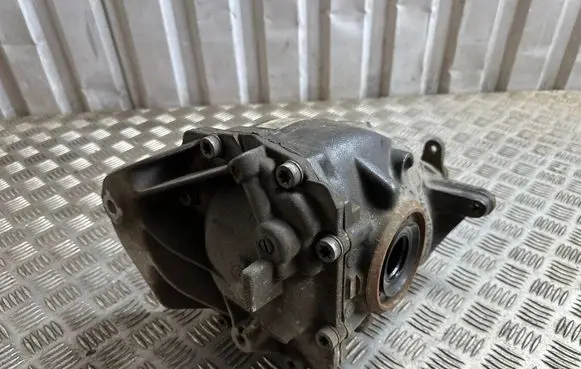 BMW 4 F32 F33 Rear differential 7605589 0716022414470003 EA5764281