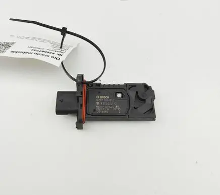 BMW 5 G30 G31 G38 Mass air flow meter 8580022 0281006812