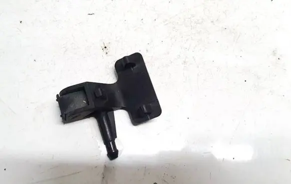 Mercedes-Benz ML W164 Windshield washer spray nozzle a1648601147