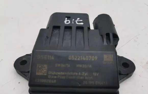 Jeep Grand Cherokee (WK) Glow plug pre-heat relay 0522140709