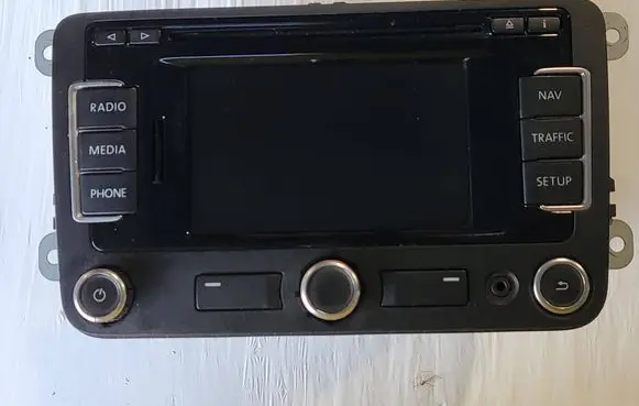 Seat Altea XL Radio/CD/DVD/GPS head unit 5P0035191G SEZAZ2M9175606