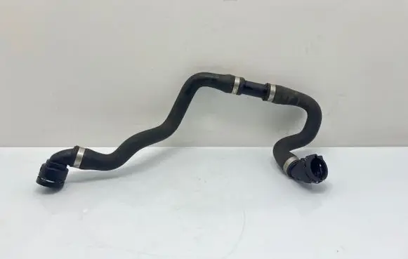 BMW 2 F22 F23 Engine coolant pipe/hose 7621342