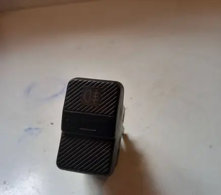 Fog light switch