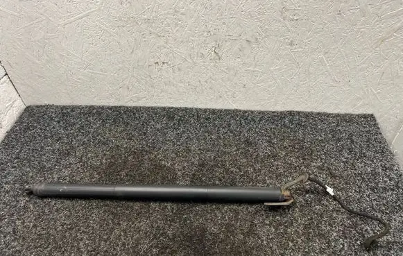 Porsche Cayenne (92A) Tailgate strut 7P5827851L