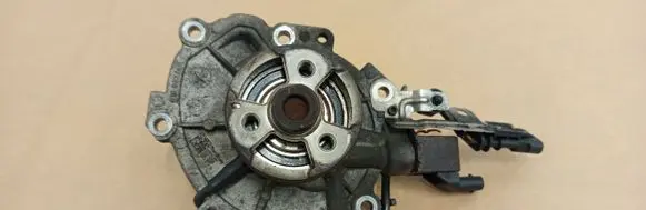 Land Rover Discovery Sport Water pump G4D38501AE 010027803