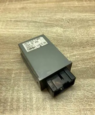 Mazda MPV II LW Other relay LC6467830 3281346