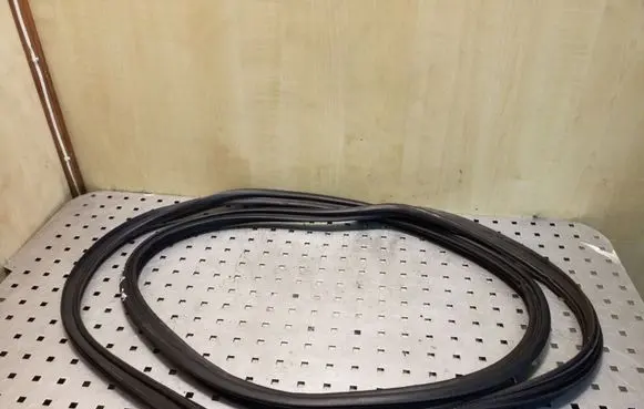 Toyota Corolla E120 E130 Trunk rubber seal (body) 