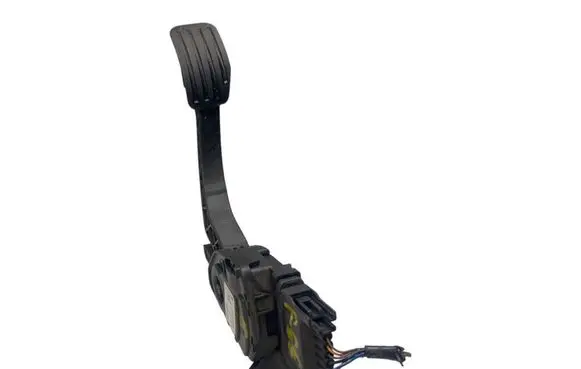 Ford Mondeo MK IV Accelerator throttle pedal 6G929F836RC C95YE04 6PV00922014