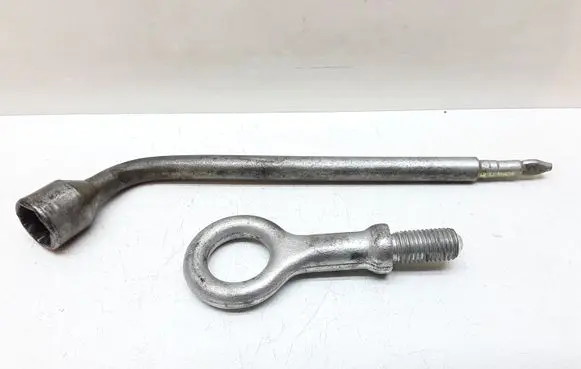 Volvo V50 Towing hook eye 
