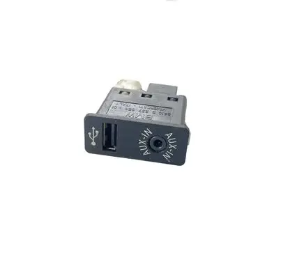 BMW 5 F10 F11 USB socket connector 9237654