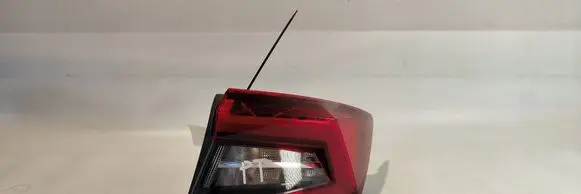 Rear/tail lights