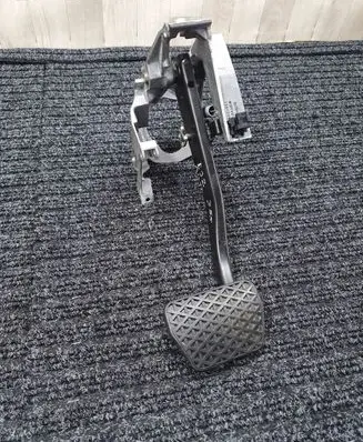 BMW 3 E92 E93 Brake pedal 42322503 423225 6751975