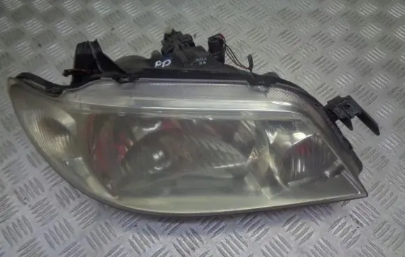 Mazda 323 Headlight/headlamp