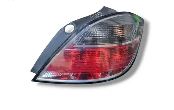 Opel Astra H Rear/tail lights 13222325