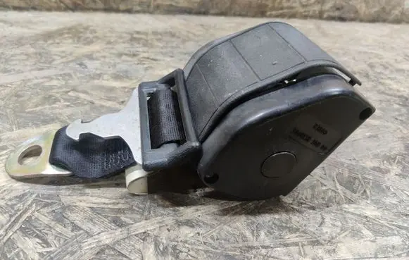 Jaguar XJS Rear seatbelt BCC6405