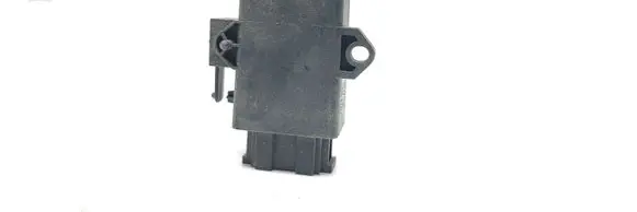 Volkswagen Golf VI Seat heating relay 1K0959772