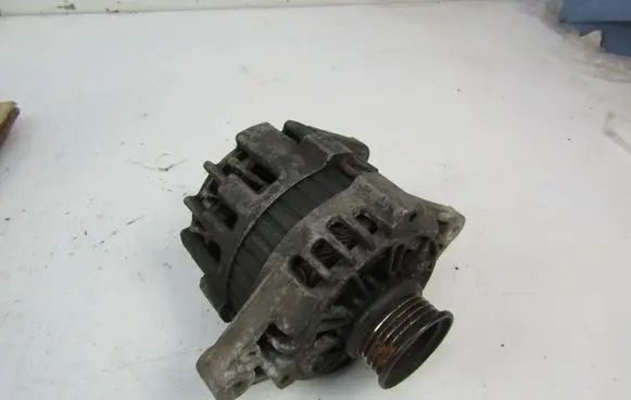 Dacia Logan I Generator/alternator 