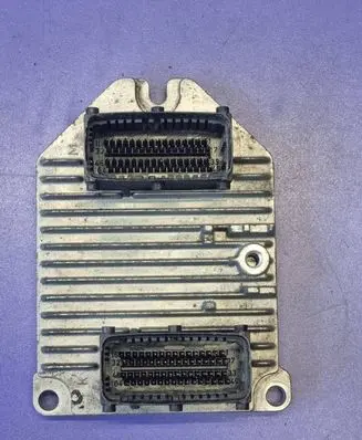Opel Zafira A Engine control unit/module ECU 55351752 3031004184