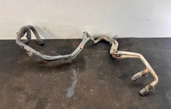 Audi Q7 4L Engine coolant pipe/hose 7L6121070AJ