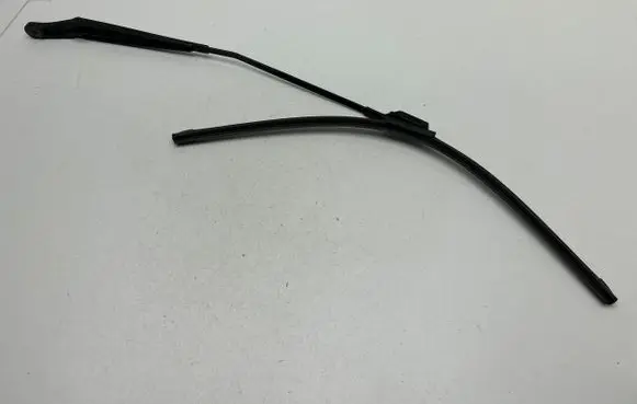 Peugeot 5008 Windshield/front glass wiper blade 