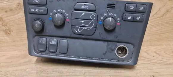 Volvo S80 Climate control unit 9490811
