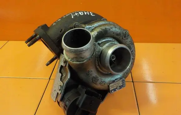 Land Rover Discovery 3 - LR3 Turbo 4H2Q6K682CH 4H2Q