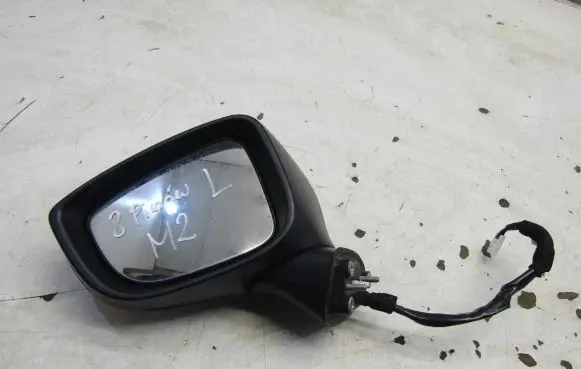 Mazda 2 Front door electric wing mirror