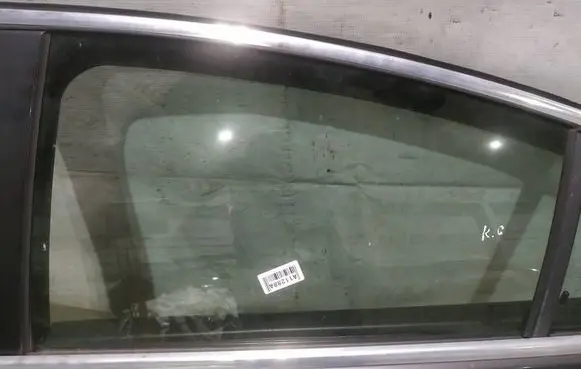 Opel Insignia A Rear door window glass AS2