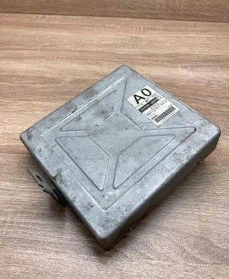 Suzuki Swift Cultus Engine control unit/module ECU 3392068E00 MB1120004424