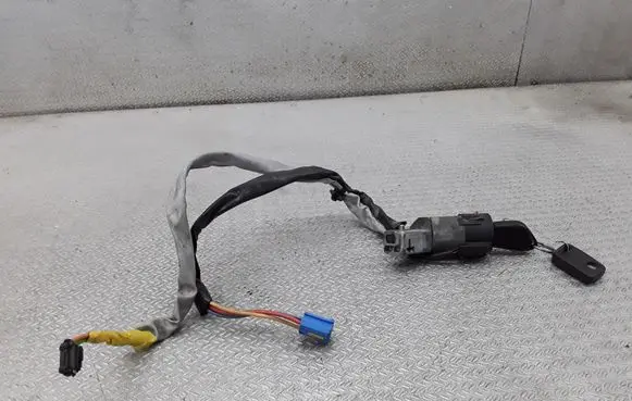 Citroen C5 Ignition lock 9648445180
