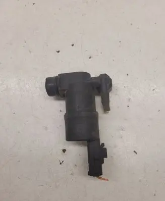 Opel Corsa B Windscreen/windshield washer pump 103630 E13021168