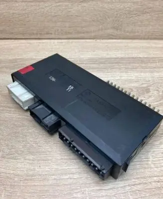 BMW 5 E39 Comfort/convenience module 8372143 5DK007047