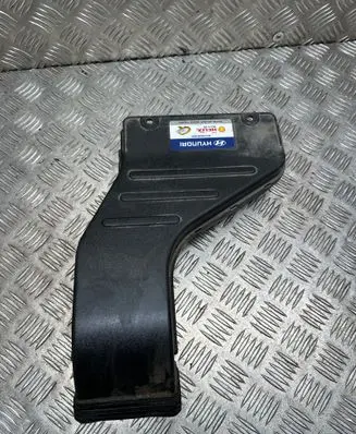 Hyundai Santa Fe Air intake duct part 282102W300