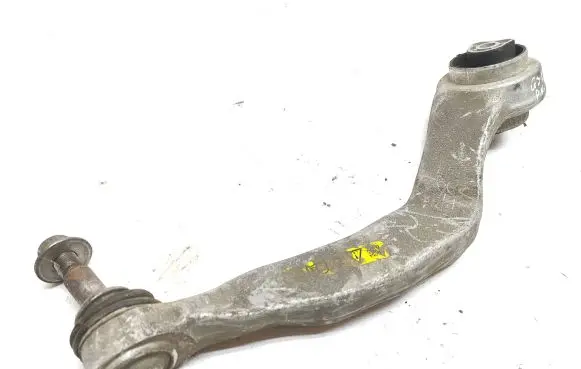 BMW 5 G30 G31 Front lower control arm/wishbone 6861161