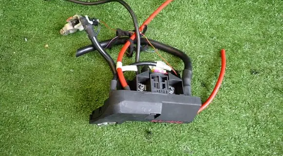 Porsche Macan (95B) Battery relay fuse 4F0915519