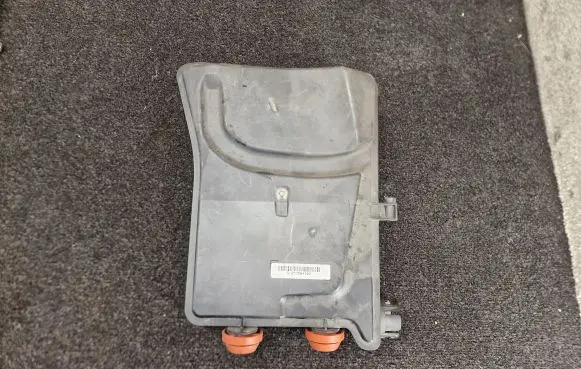 BMW 7 G11 G12 Intake resonator 8575041